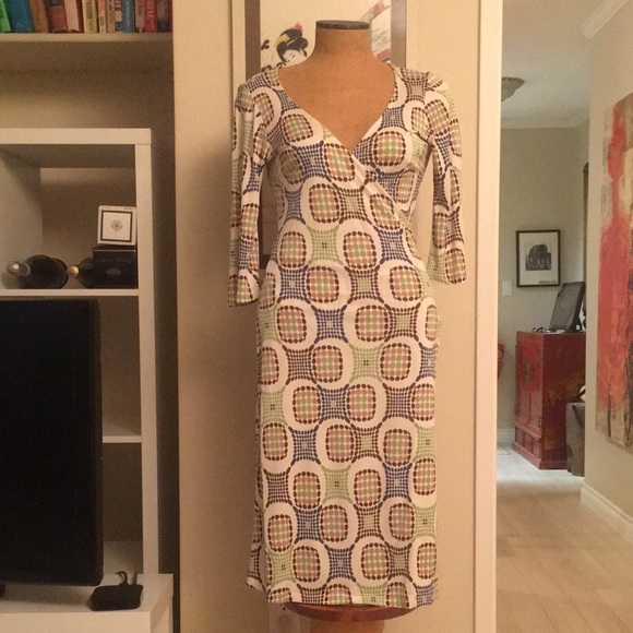 Pink Tartan Silk Knit Wrap Dress size 6 - Picture 2 of 9